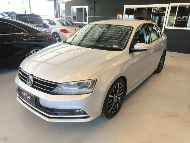 Volkswagen Jetta Comfortline 1.4 TSI 16V 4P Aut. 2016
