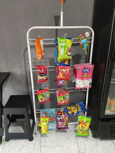 Vendo arara, para salgadinhos