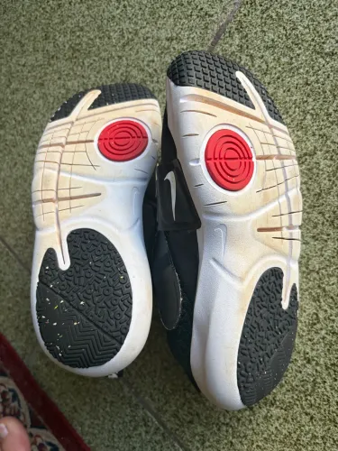Tenis Nike Infantil - Tamanho 32