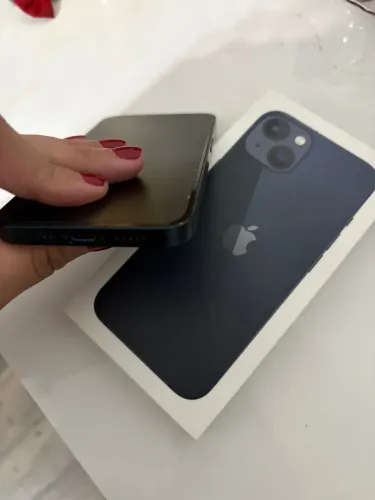 iPhone 13 preto 128 gigas 