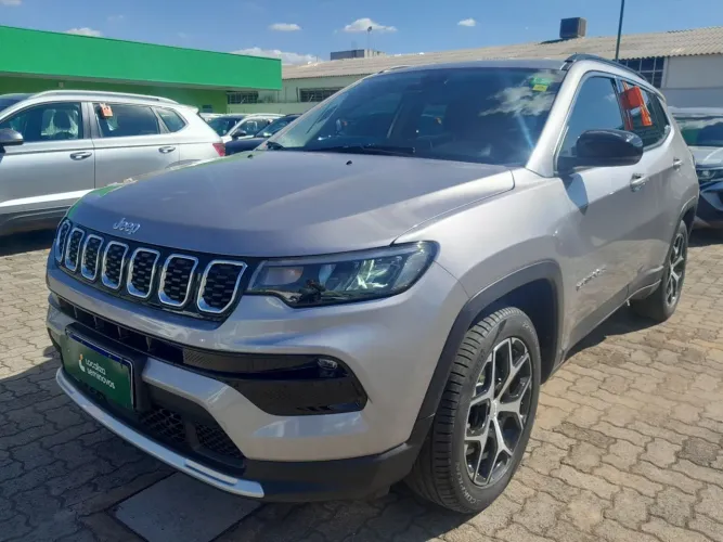 Jeep Compass Long. T270 1.3 TB 4X2 Flex AUT 2025