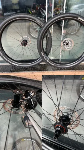 Rodas Session C30 de carbono