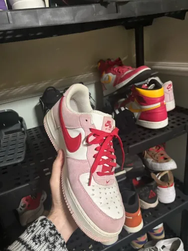 Air Force 01 Valentine's Day - 43 BR