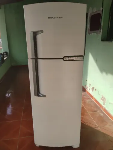 Geladeira frosfree ( frete grátis )