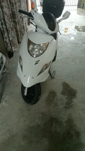 Moto Suzuki Burgman