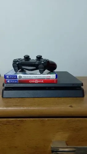 PS4 SLIM