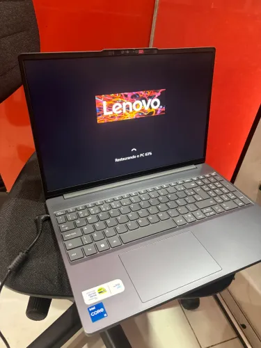 Notebook Lenovo Slim 3 512GB I5-13ºH / Graphic Iris