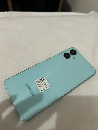 Samsung Galaxy A06 - 128GB