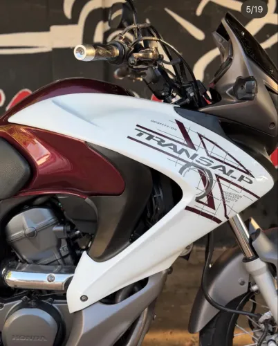 Honda Trasalp 700v