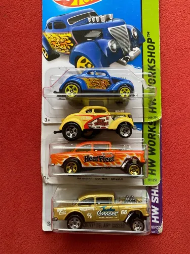 Hot wheels diversos
