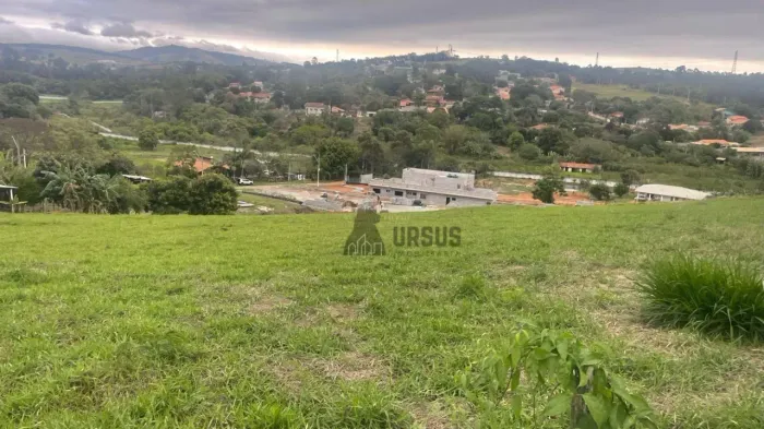 Terreno de 2.150m² no Chácaras Cataguá Taubaté | Ideal para Projeto com Vista e Financiame