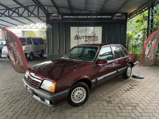 Chevrolet Monza Classic SE 2.0 /mpfi E EFI 2P E 4P 1989