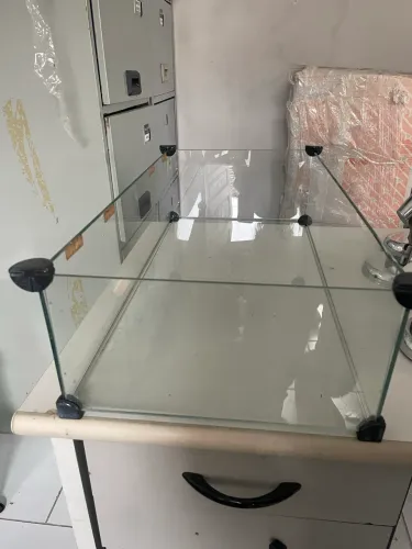 Armário de vidro - vitrine