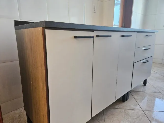 Dois Armários de Cozinha (Seminovo)