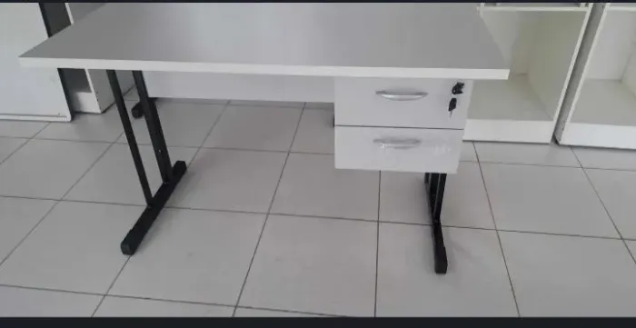Mesas de escritórios