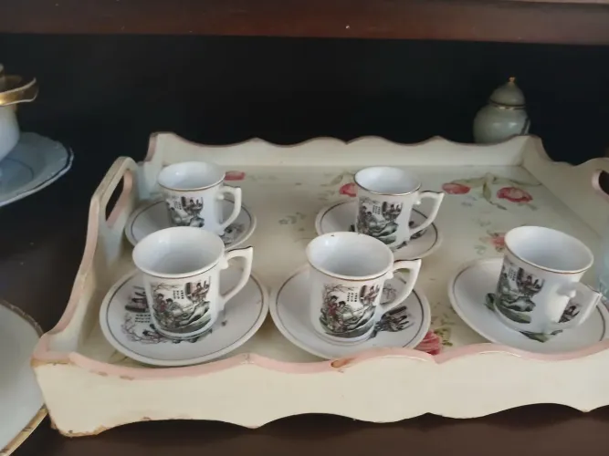 Jogo de xícaras de café