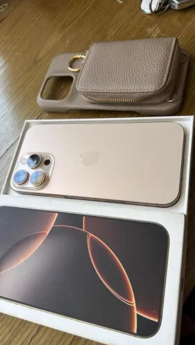 Iphone 16 Pró Max 512 poucos ciclos bateria 95% único do
