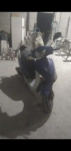 Honda lead