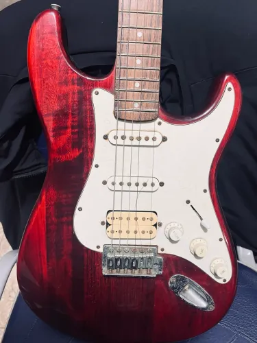 Vendo ou troco Guitarra Brakler