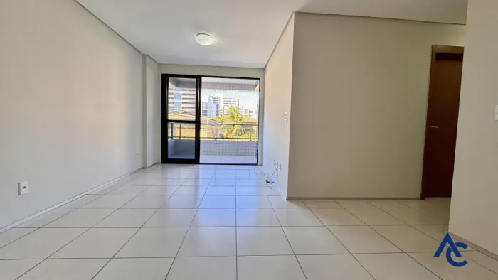 Apartamento à venda na Ponta verde com 3 quartos, 3 banheiros, 1 vaga | R$710mil