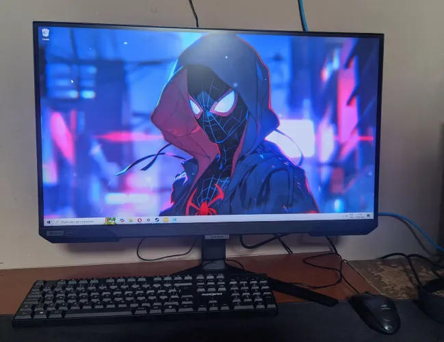 Monitor Gamer Odyssey G40 27" 240Hz 1ms IPS - Estado de Novo!
