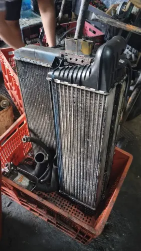 Radiador com interculer , mangueiras, braçadeiras Iveco 35s10 diesel