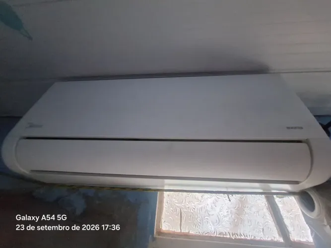 Split inverter midea 9mil btus novo