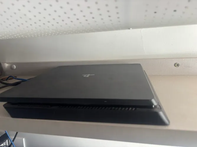 Playstation 4 SLIM 500 GB