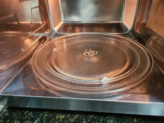 Prato de micro-ondas
