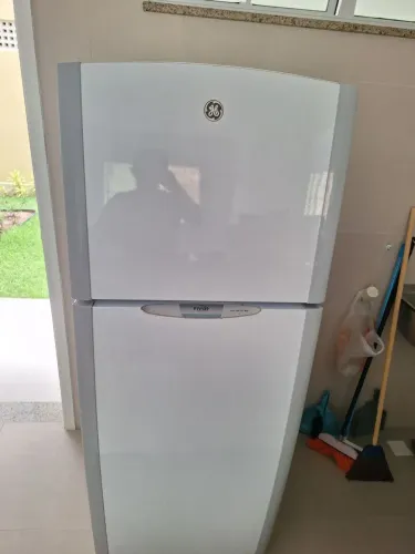 Geladeira 410 litros nunca concertada