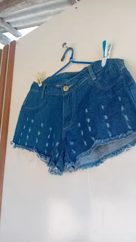 Vendo roupas de bazar