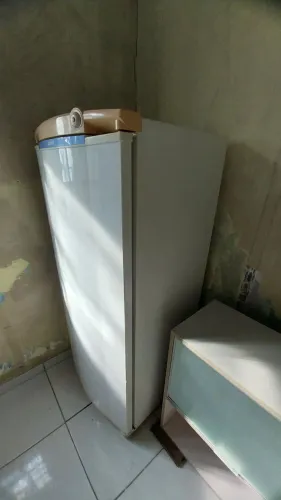Vendo geladeira gelo seco 