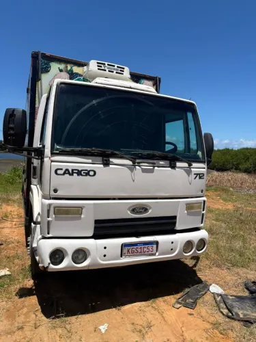 Ford cargo 712