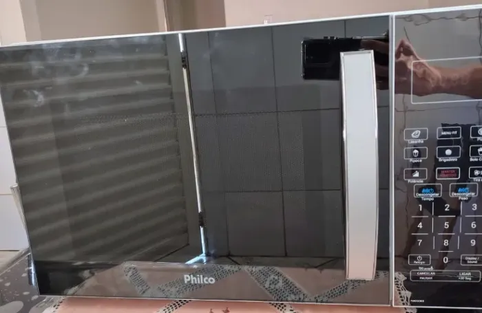 Microondas Philco espelhado 33litros