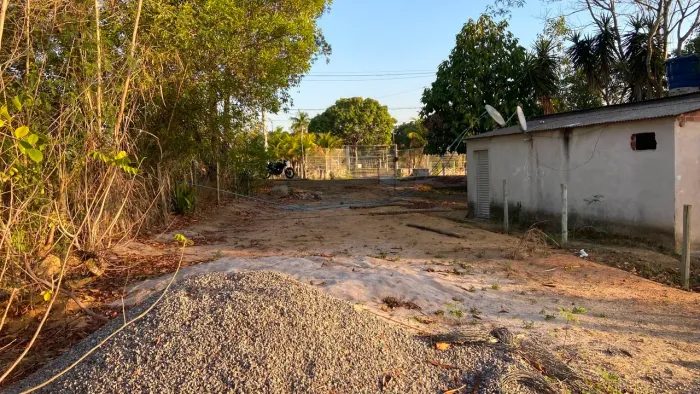 Vende-se lote em xuri de frente por asfalto
