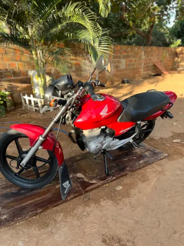 Titan 150