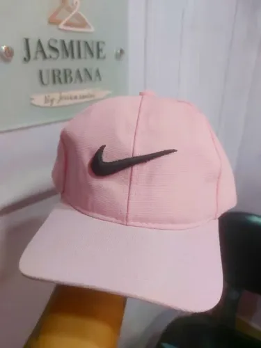 Bonés rosa