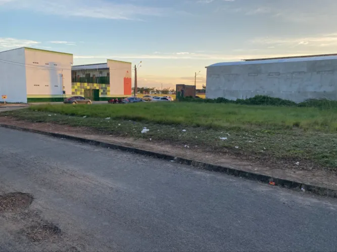 Vendo excelente terreno comercial no Cidade Jardim