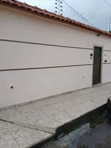 Disponível no Recanto das Emas