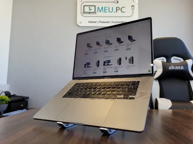 Apple MacBook Pro 2019 | Core i7 | 512GB SSD | AMD Radeon PRO 4GB | 6GB LP-DDR4 | 16" - Ci