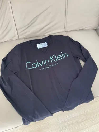 Camiseta Calvin Klein manga longa original tamanho G
