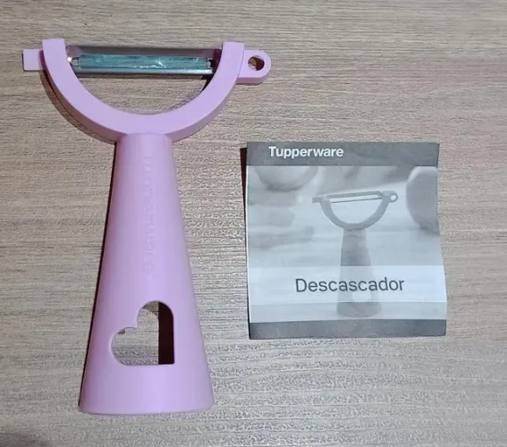 1 Descascador Tupperware Cor Rosa Claro
