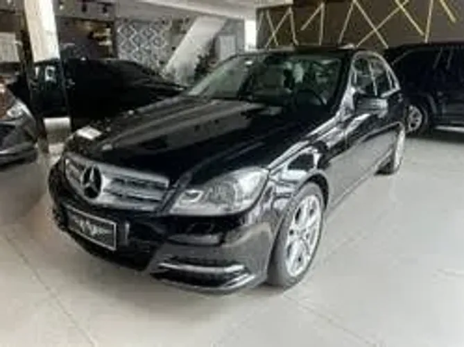 Mercedes Benz C200 2013, retirada de peças.