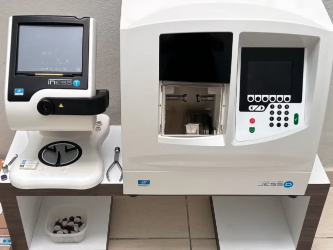 Facetadora Essilor
