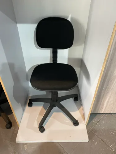 Cadeira secretária giratória 