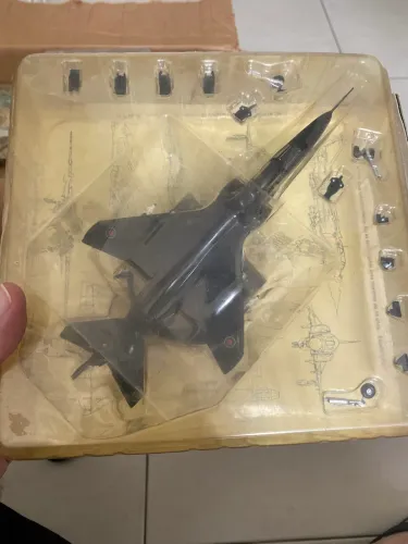 Avião Militar a Jato 1/72 Diecast