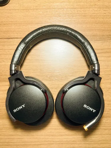 Fone de ouvido Sony headphone mdr 1a preto