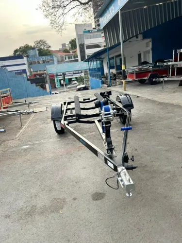 Carretinha Jetsky a pronta entrega! R$2900 de entrada + parcelas no cartão de crédito s/j