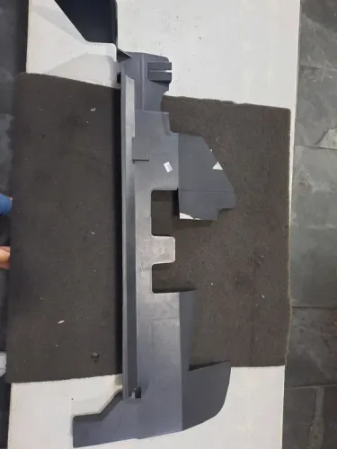 Defletor Radiador Esquerdo Nissan March 2014 a 2016