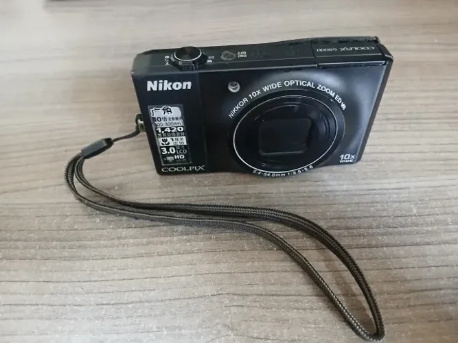 NIKON COOLPIX S8000 BLACK 10X WIDE COMPA 220,00